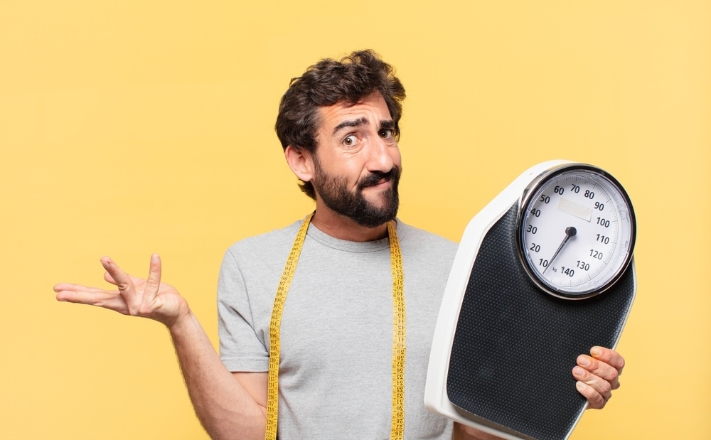 30 بيضة يوميًا لخسارة الوزن؟ تجربة شاب تُثير الجدل والتحذير (فيديو)
