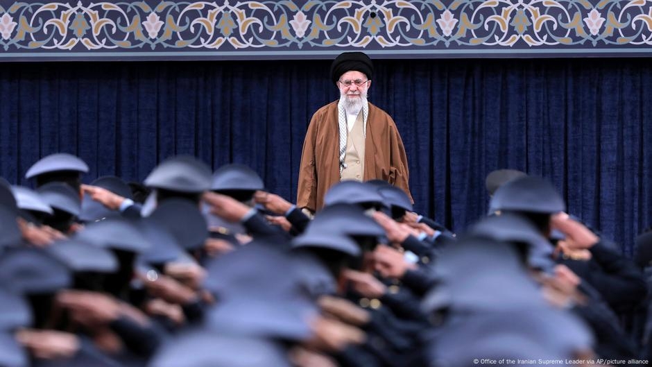 Iran's complex political and military power structure – DW – 06/20/2025