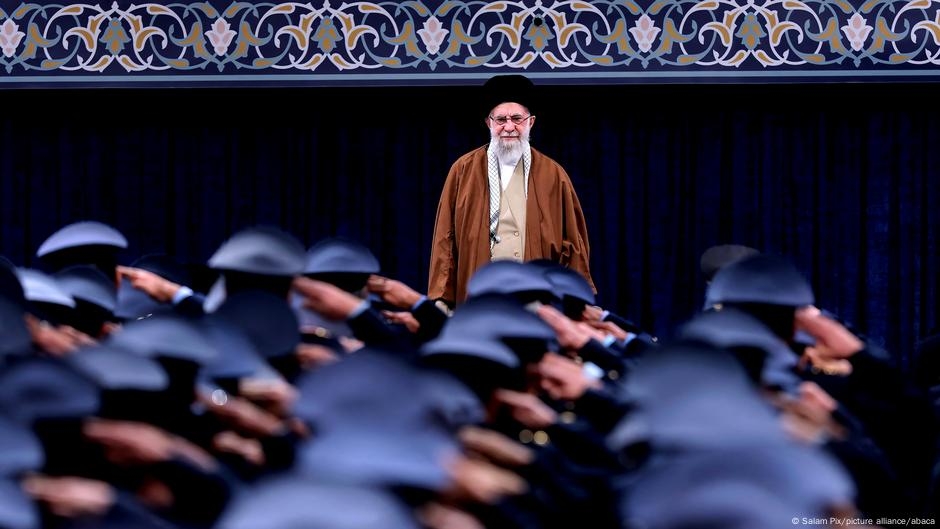 Iran: What are the chances for regime change? – DW – 06/23/2025