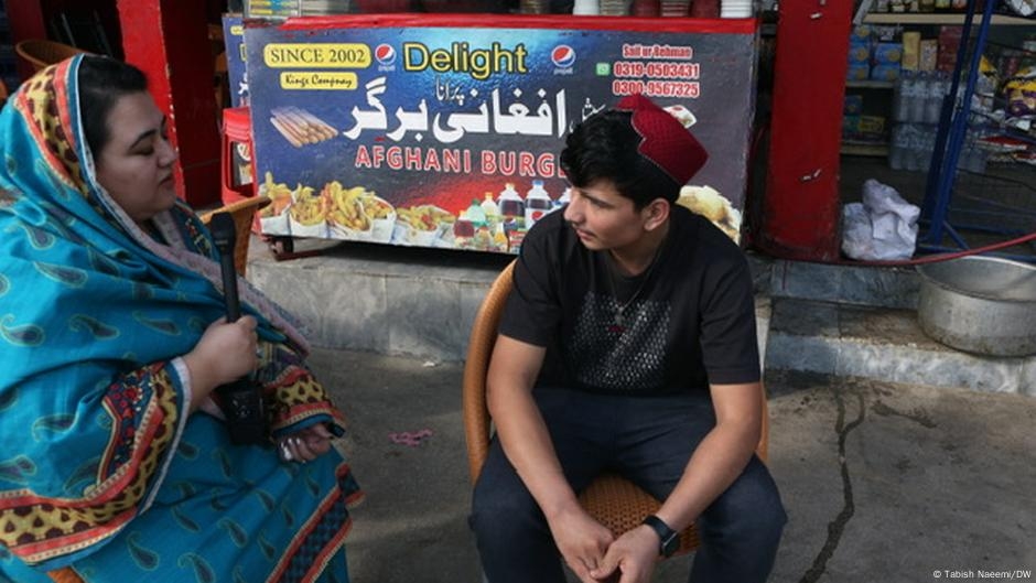 Podcasting for Afghan refugees in Pakistan