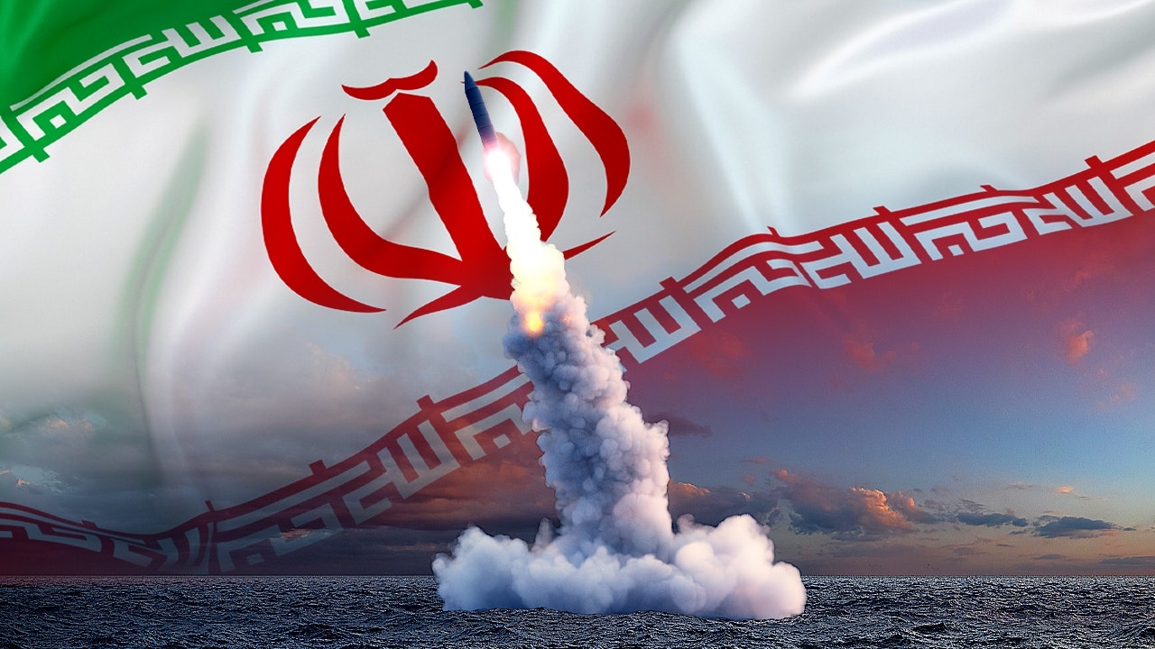 Exiled crown prince says Iranian people have 'tremendous opportunity' to topple weakened regime
