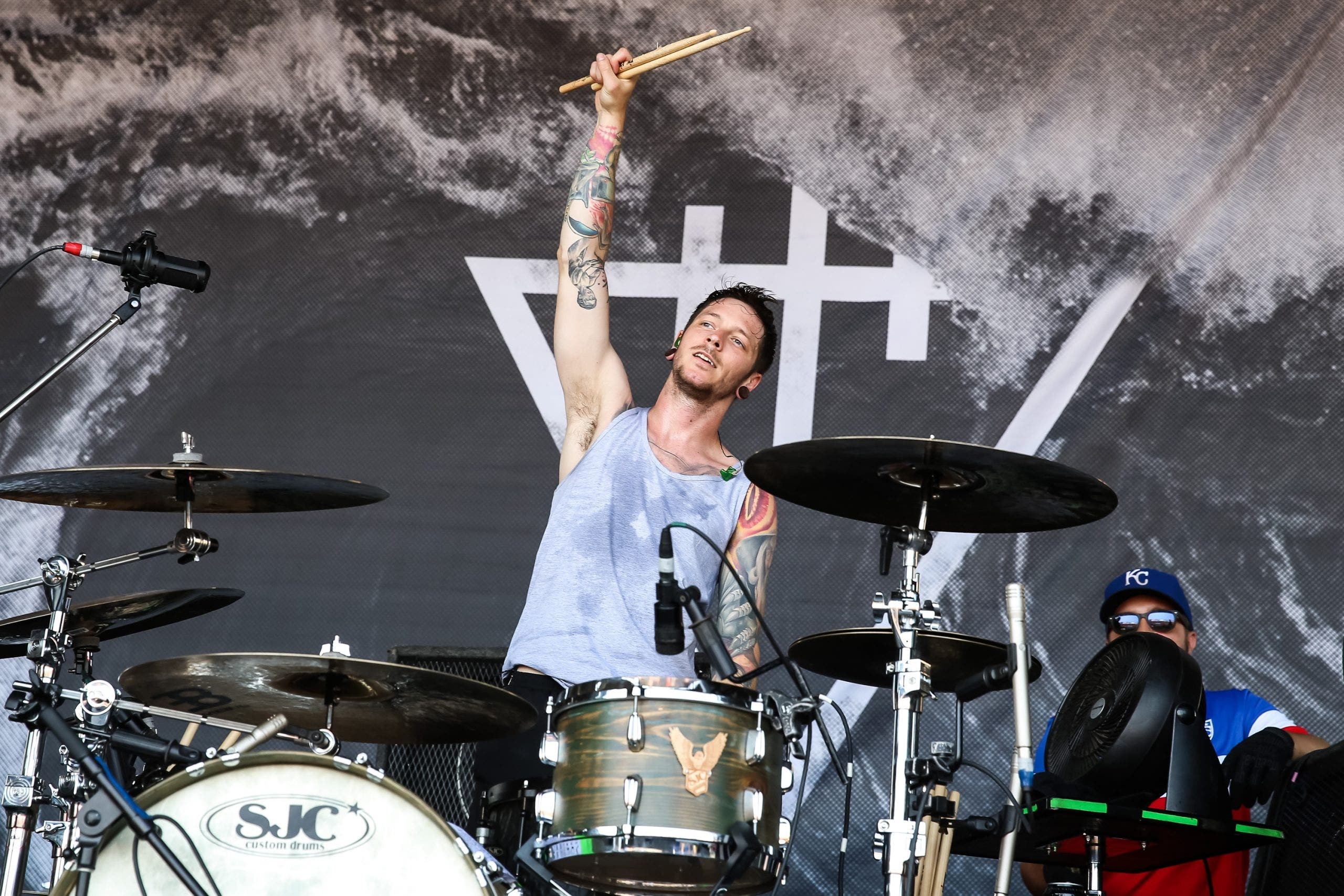 Plane was flying too low during descent in crash that killed rock musician and music exec, NTSB finds