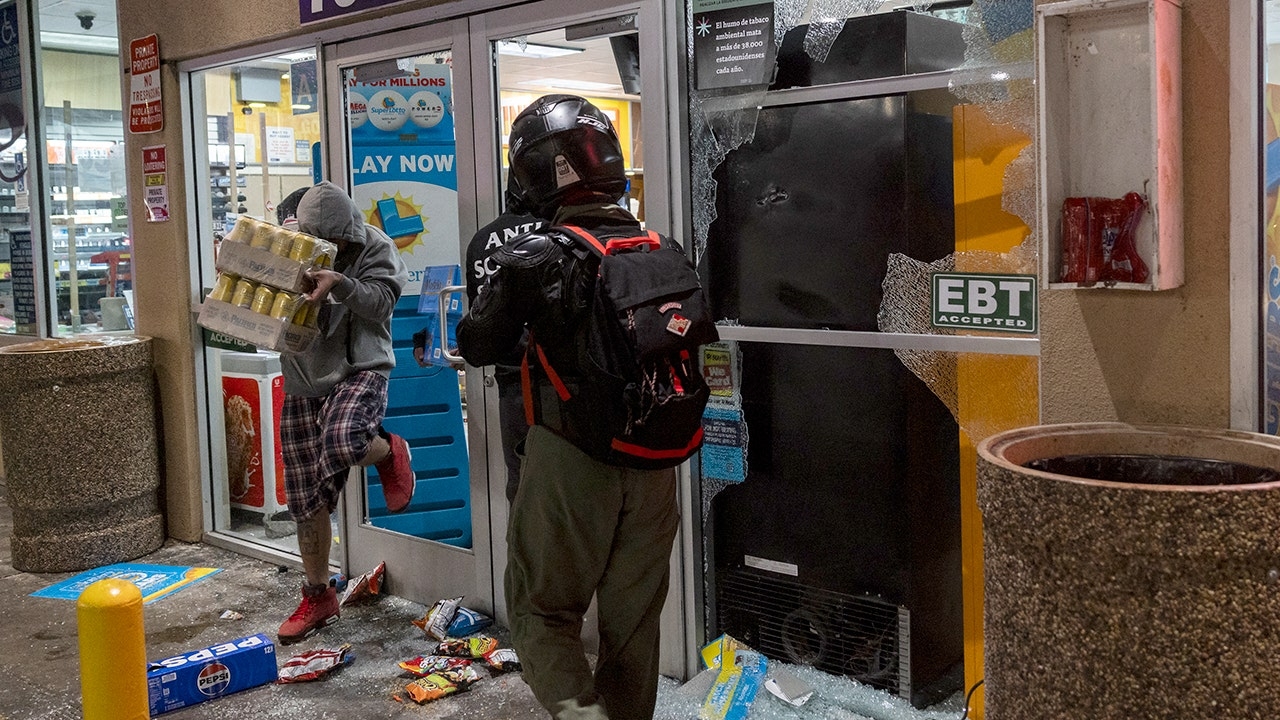 California looters now face 'hard-charging' consequences after blue state abandoned soft-on-crime approach
