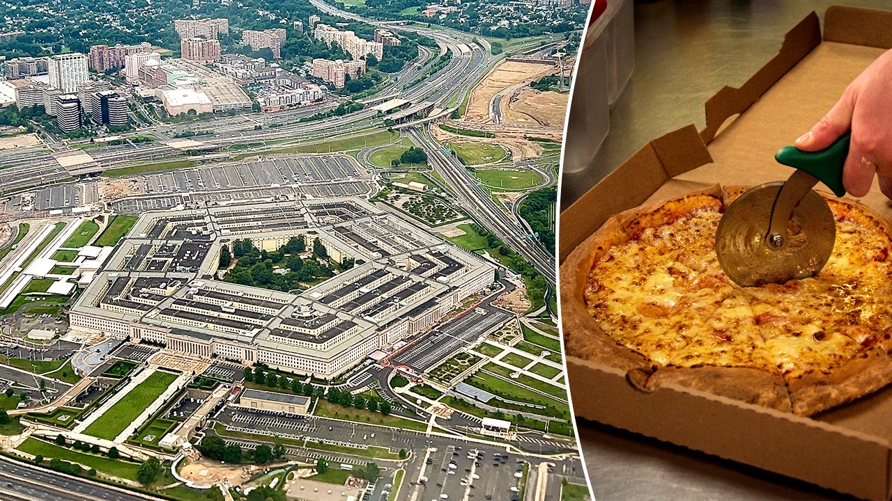 How a Papa Johns pizza surge near the Pentagon tipped off social media before Trump's decisive Iran strike