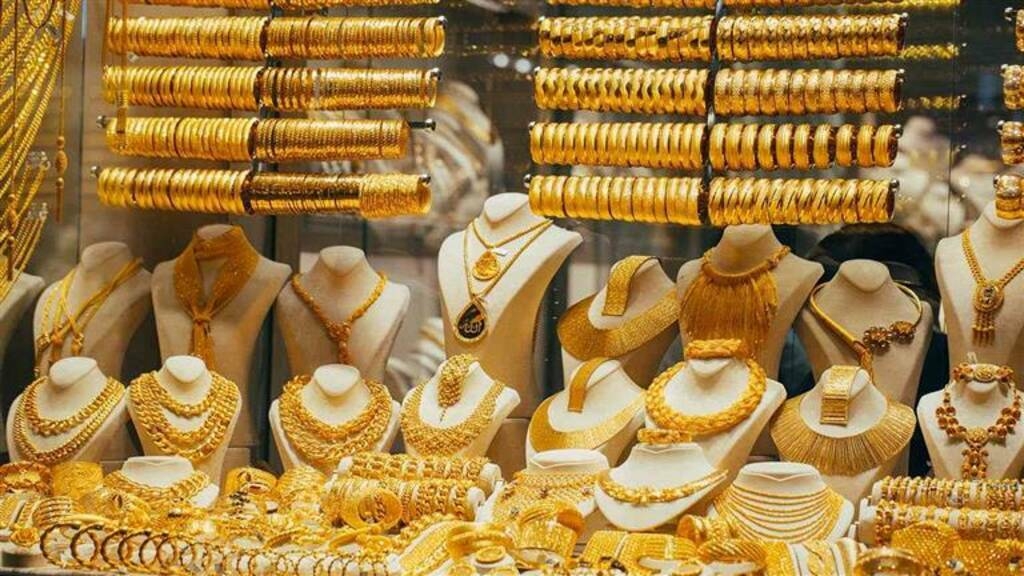 أسعار الذهب تتراجع بالإمارات اليوم الخميس.. وعيار 21 يسجل 353.11 درهم