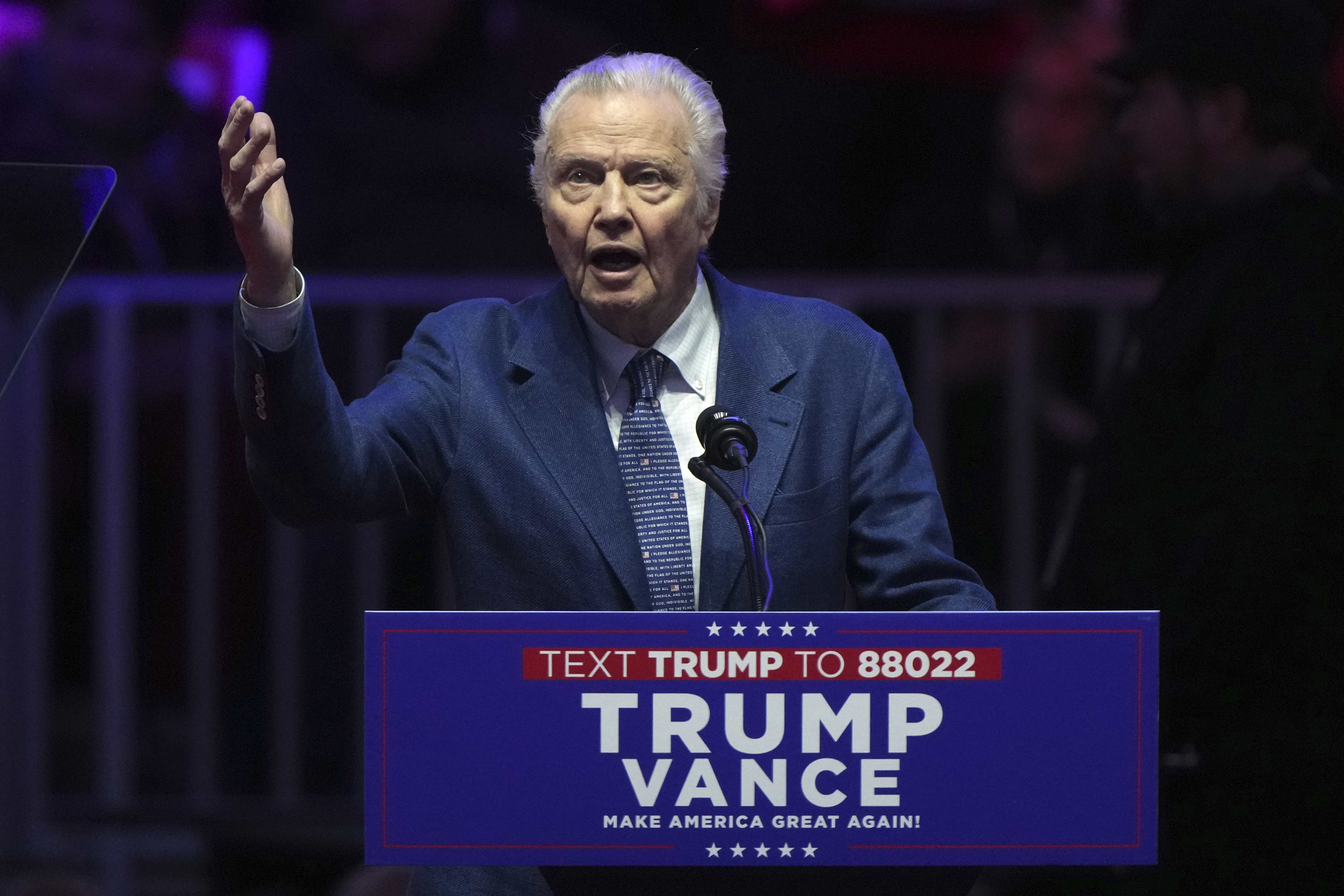 Gavin Newsom met privately with Trump's Hollywood ambassador Jon Voight