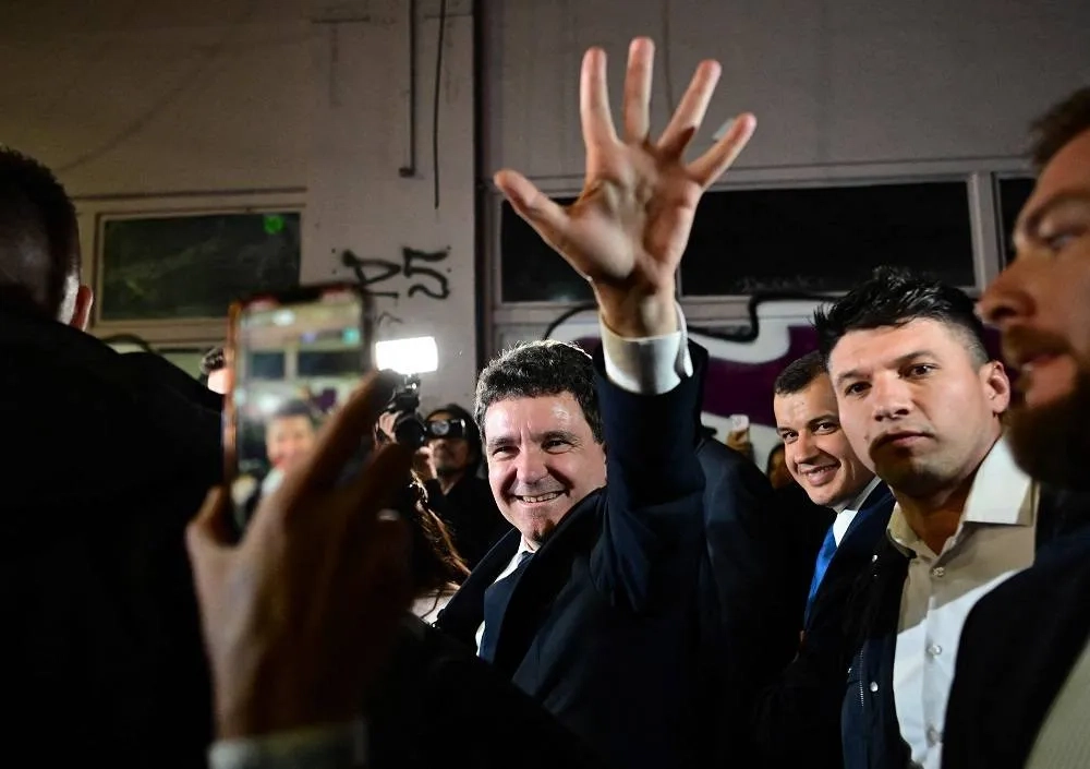 EU Leaders Relieved After Centrist Dan Wins Romanian Presidency