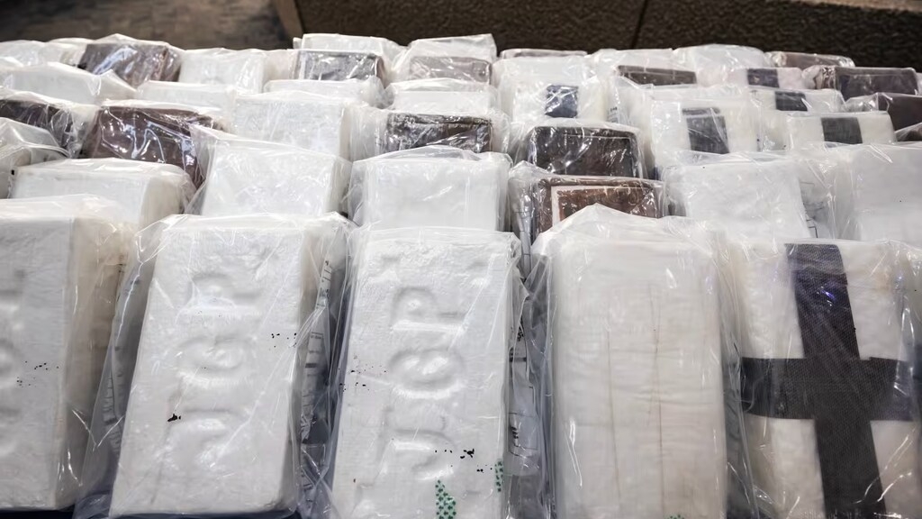 إجهاض محاولة للتهريب الدولي للمخدرات وحجز 92 كيلوغراما و 900 غرام من مخدر الكوكايين