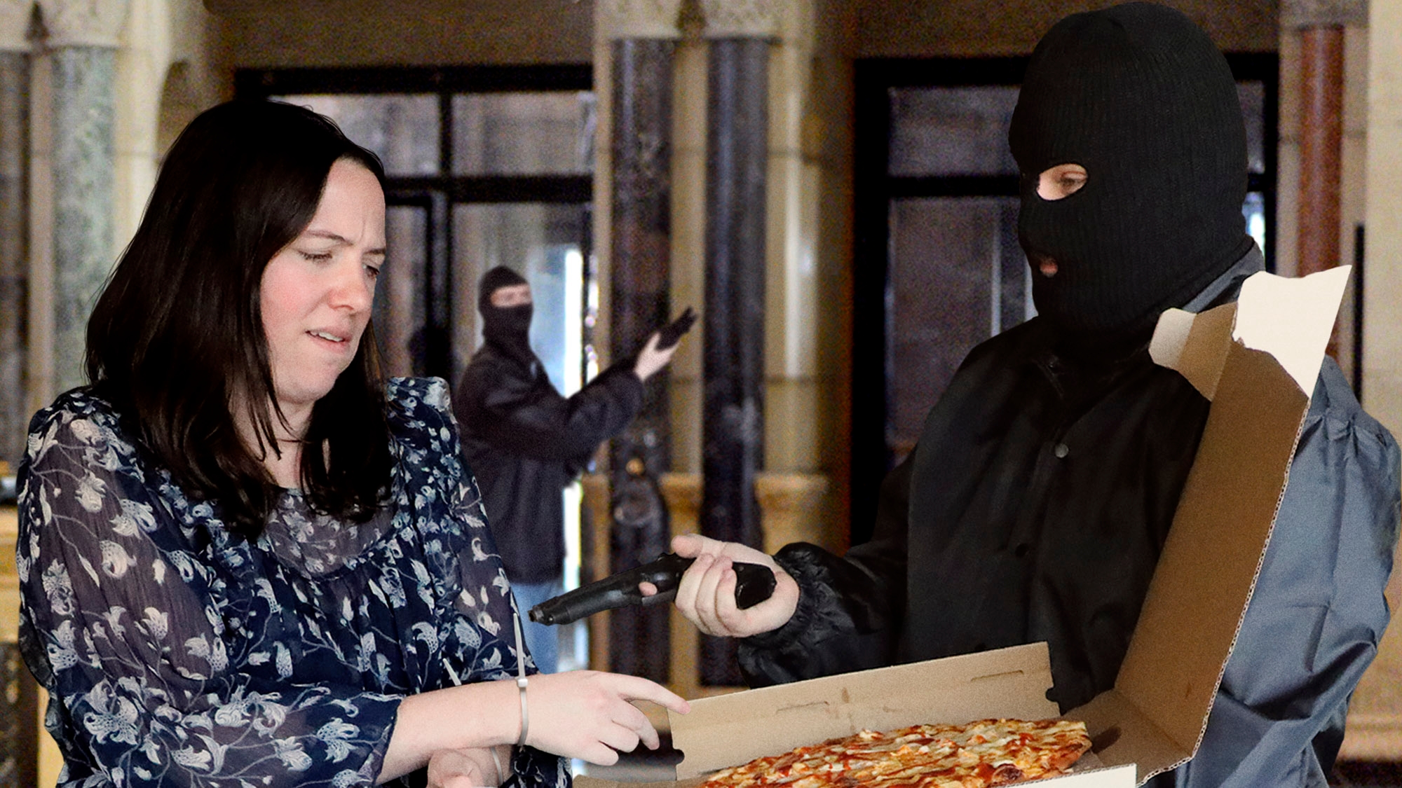 Gunman Takes Huge Swing Ordering Hostages Buffalo Chicken Pizza
