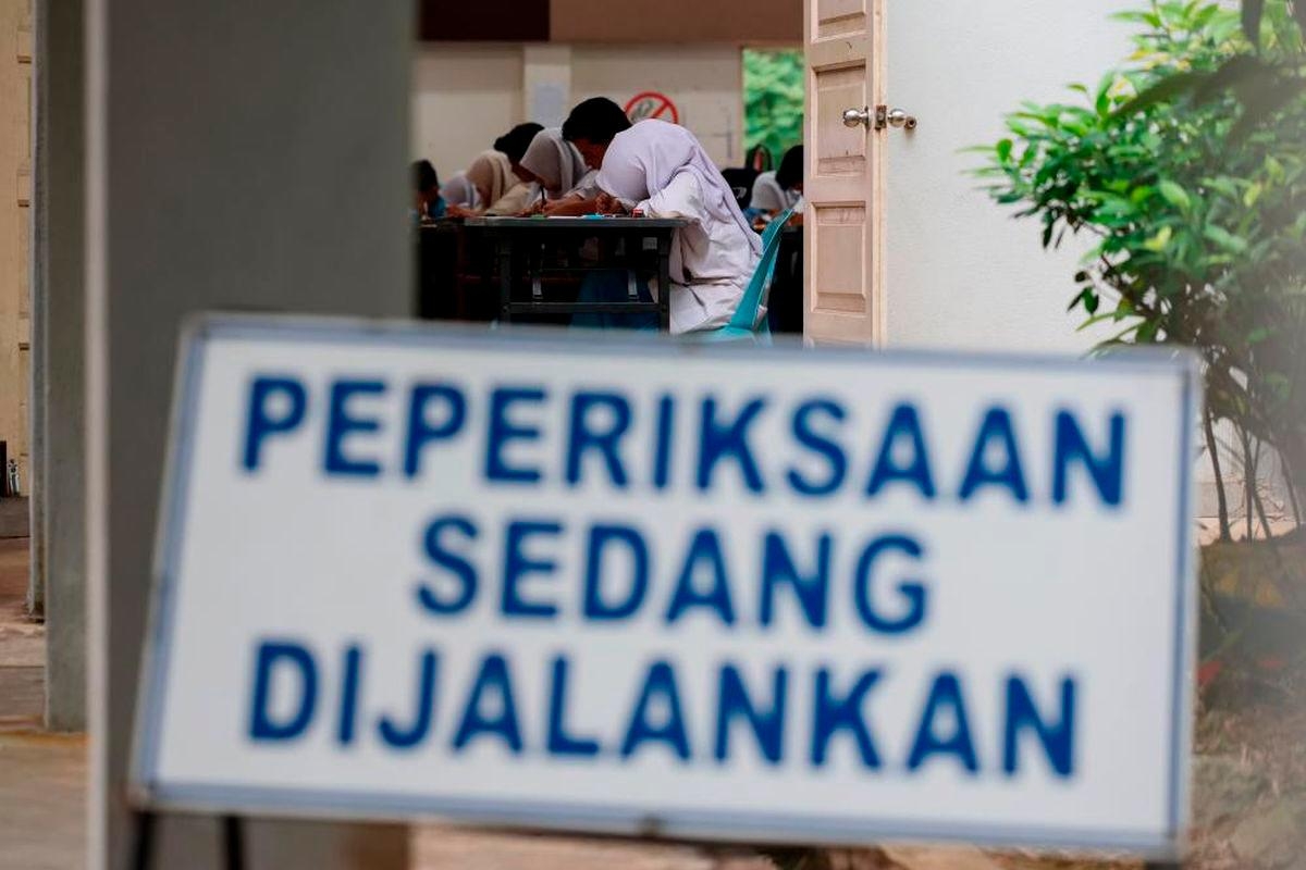 'BM C+, English D, Mathematics E' – 28-year-old married M'sian asks if she should retake SPM