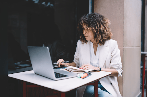 Remote Job Search Strategy on Reddit: Stop Applying, Get Offers