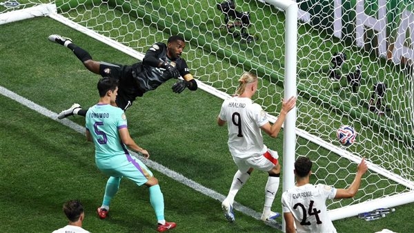 مانشستر سيتي يسحق العين بسداسية بكأس العالم للأندية