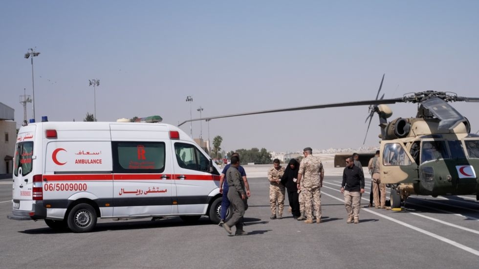 الأردن يجلي 16 طفلا من مرضى غزة ضمن الدفعة الرابعة- (صور)