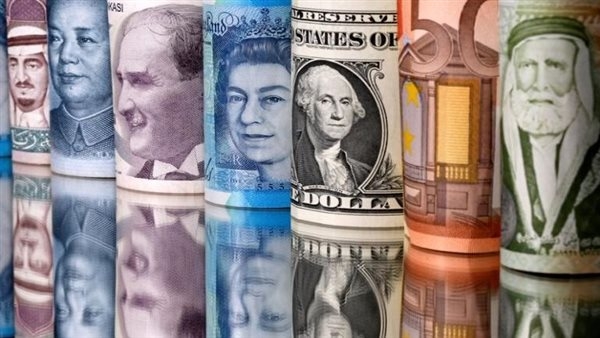 أسعار العملات الأجنبية والعربية تتباين اليوم الأحد بمنتصف التعاملات