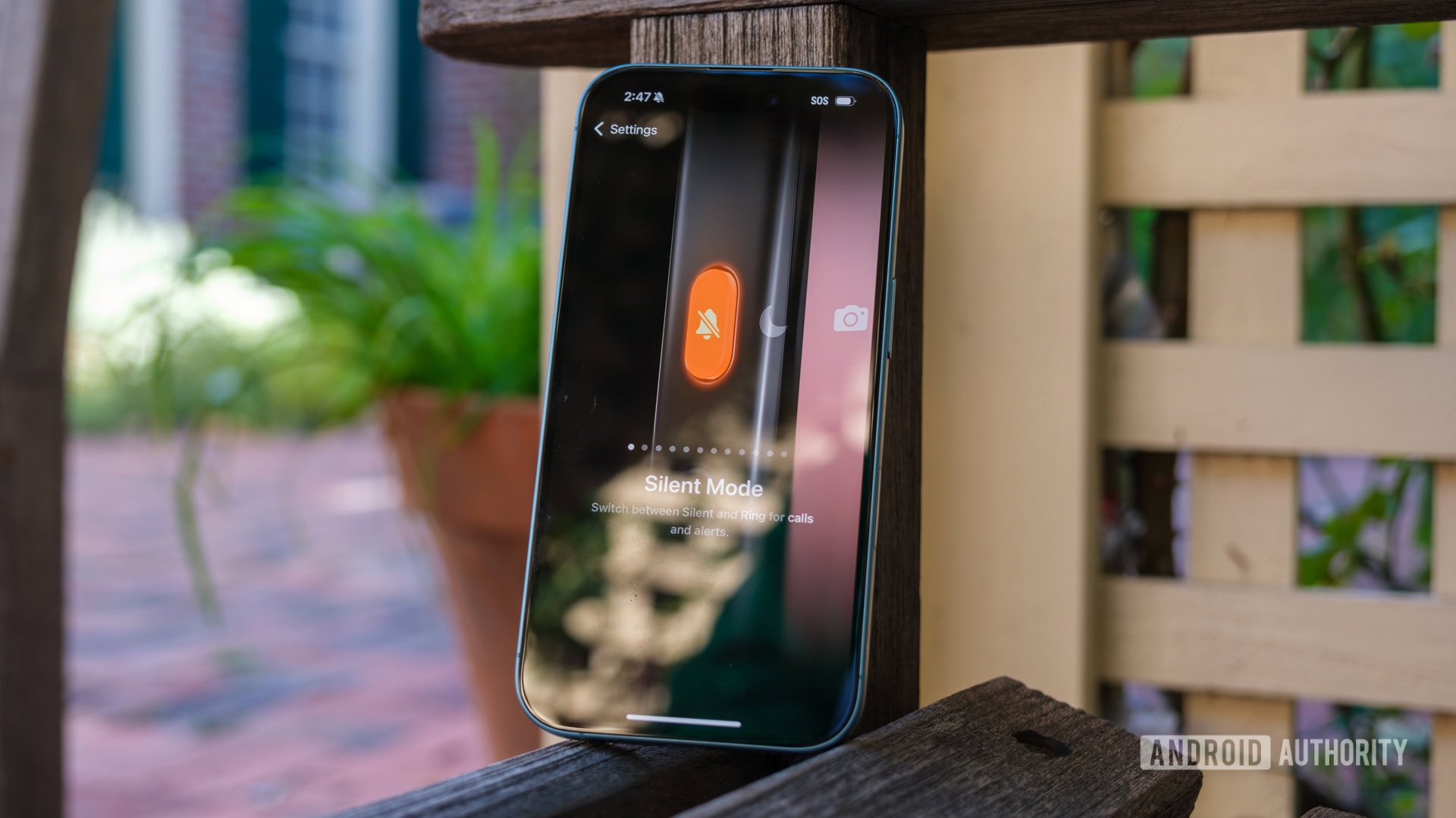 Yet another Android brand is copying the iPhone's Action button