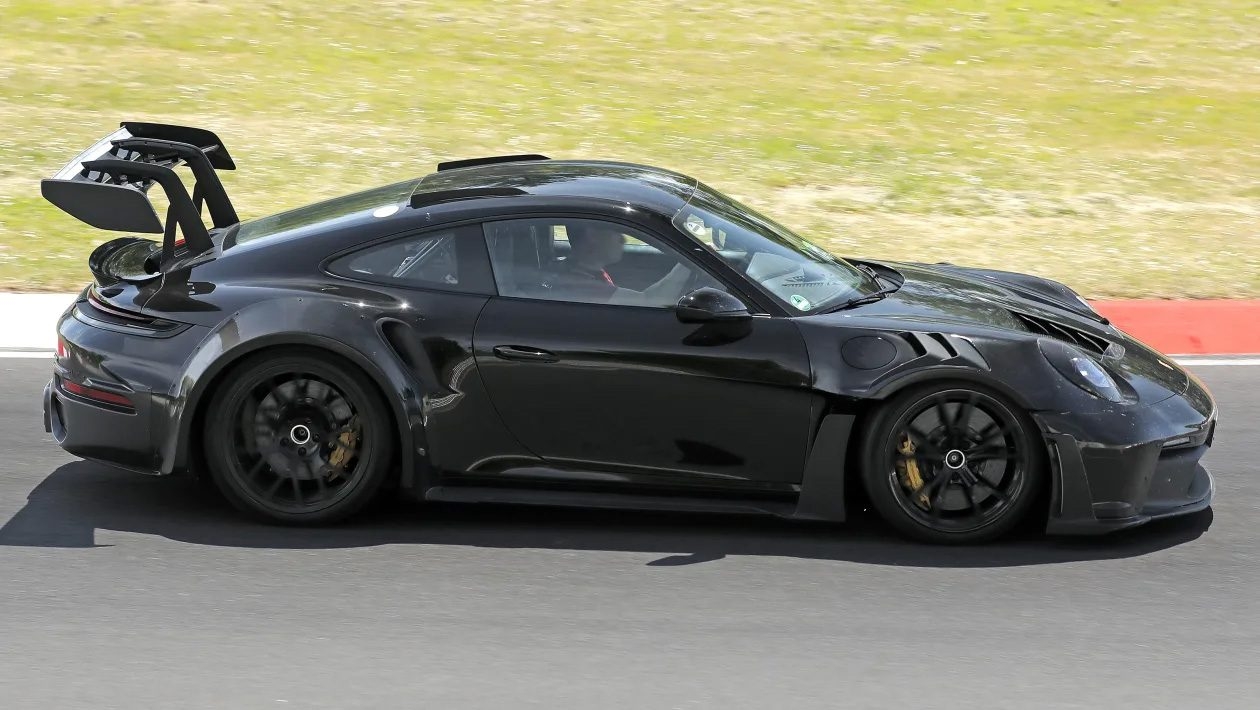 Porsche 911 GT2 RS spied carving up the Nurburgring