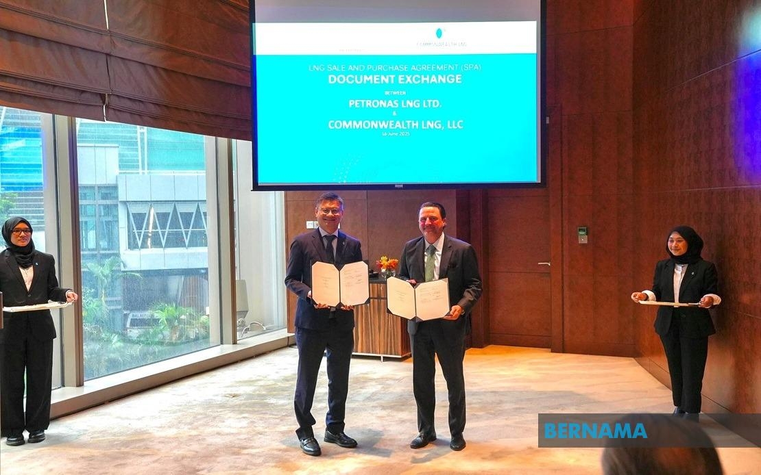 PETRONAS And Commonwealth LNG Sign 20-Year Agreement For Sustainable LNG Supply