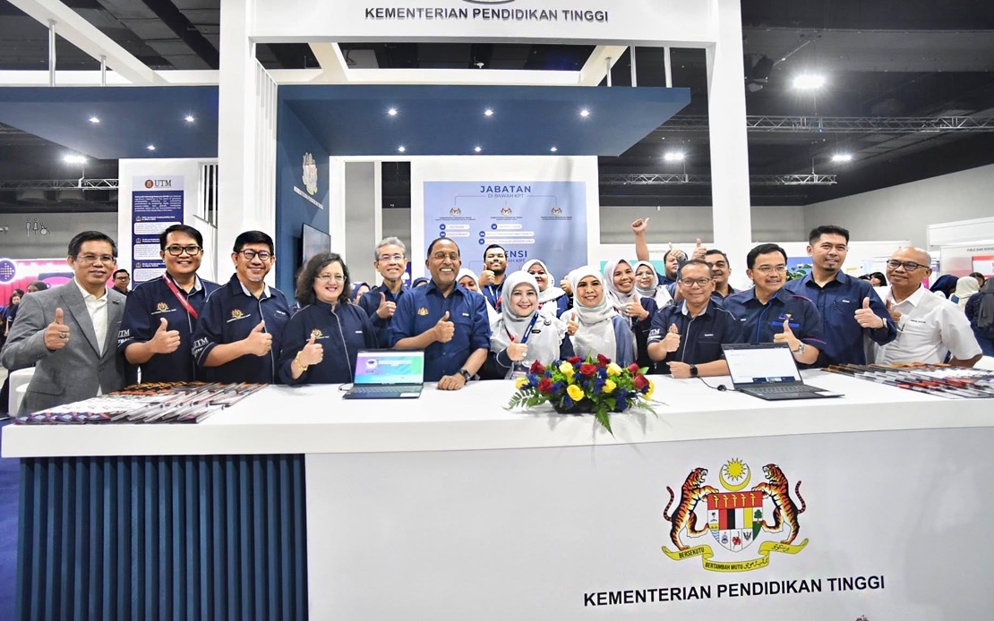 Resume Clinic A Major Draw At MoHE Career Carnival