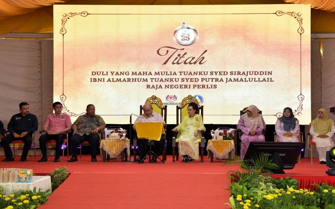 Raja Of Perlis Urges Public To Embrace Reading Habit