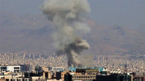 لأول مرة.. الجيش الإسرائيلي يعلن قصف مقر الصواريخ الاستراتيجية "الإمام حسين" بإيران