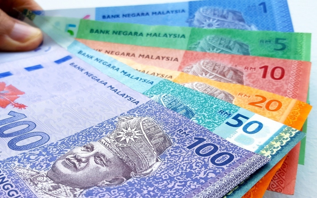 Ringgit opens higher against US dollar on cautious mode