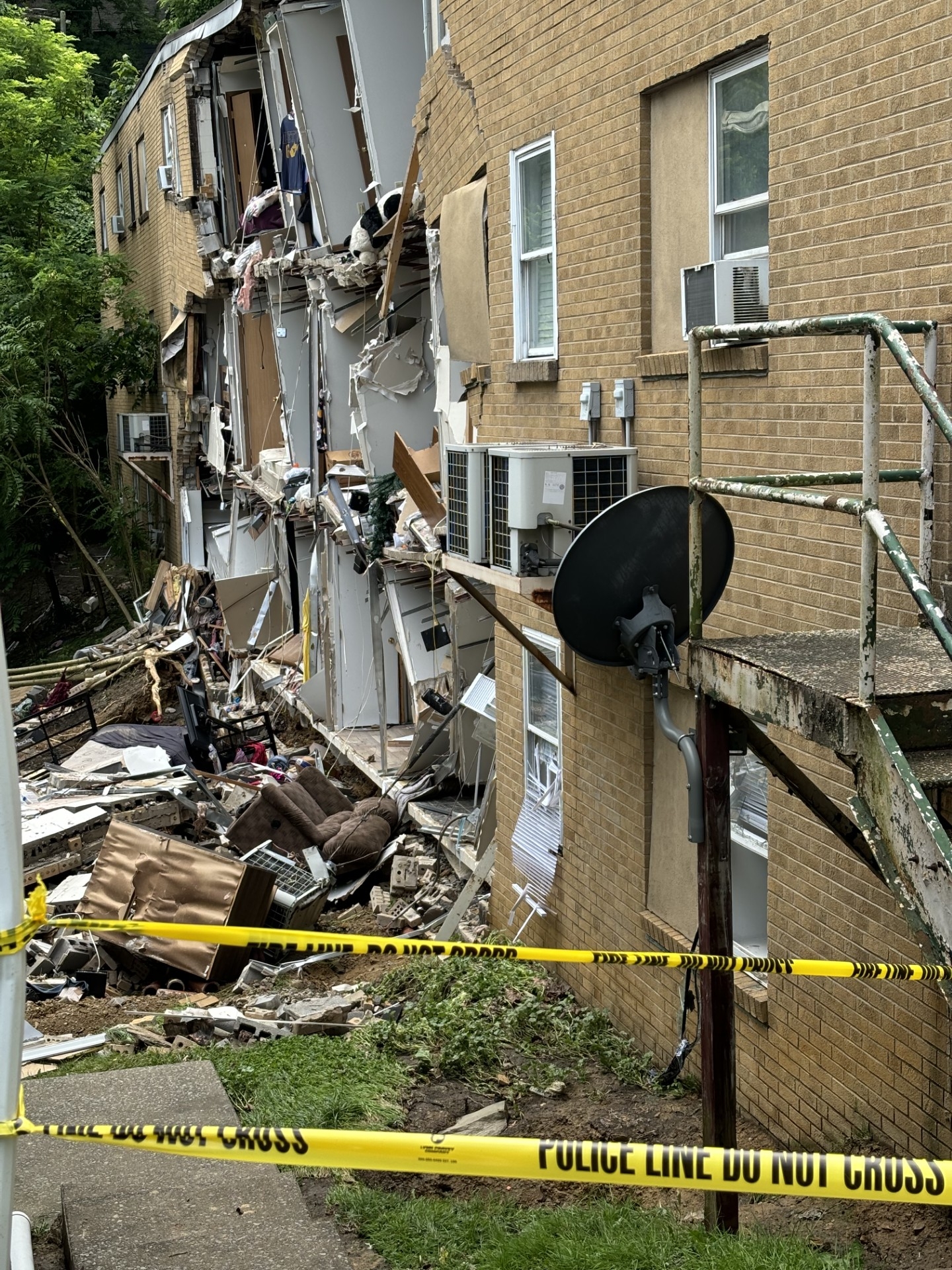 Fairmont State hosts housing fair for those displaced by Sunday's flooding