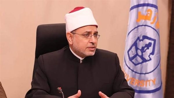 ما معنى قوله تعالى "لَيْسَ عَلَيْكُمْ جُنَاحٌ أَنْ تَبْتَغُوا فَضْلًا مِنْ رَبِّكُمْ".. رئيس جامعة الأزهر يوضح