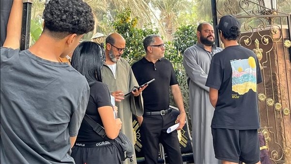 محمد ممدوح رجل ريفي وطه دسوقي قاهري.. التفاصيل الكاملة لفيلم "السادة الأفاضل"