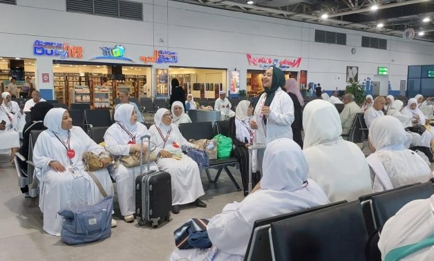 EgyptAir starts air-bridge to bring back pilgrims from Saudi Arabia