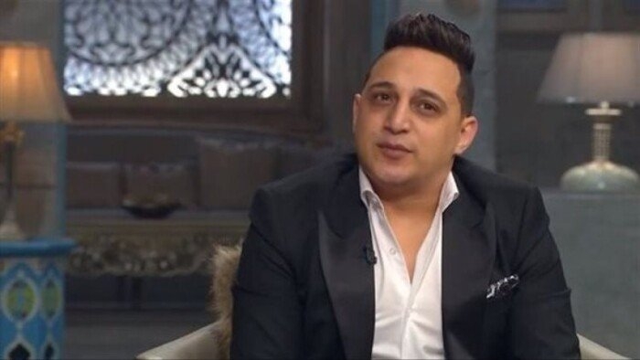 رضا البحراوي يوقف نشاطه الفني مؤقتا بسبب مرض والدته