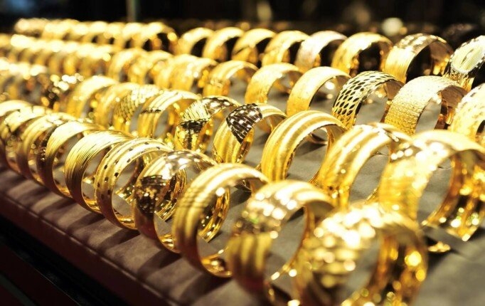 سعر الذهب في بداية تعاملات اليوم الأحد 22 يونيو 2025