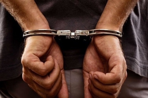 Duo Arrested After Stealing BD 4,000 Gold Bar From Manama Shop