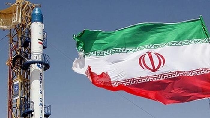 US Intel: Iran Likely To Pursue Nukes If US Joins Israel's War