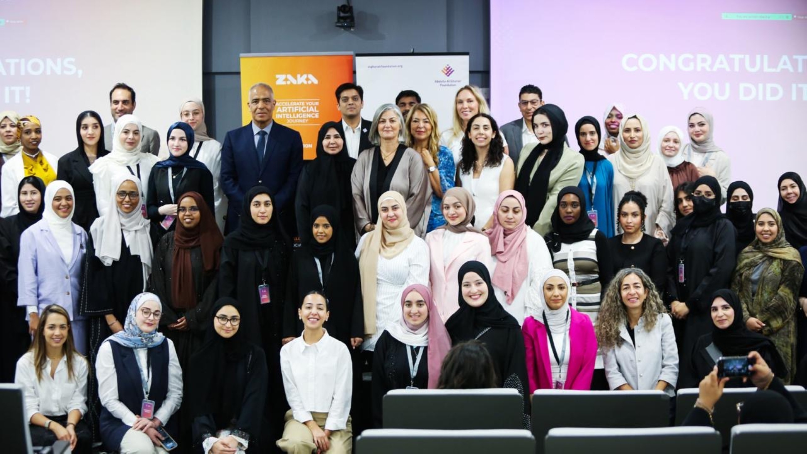 Emirati, Arab women sharpen AI skills