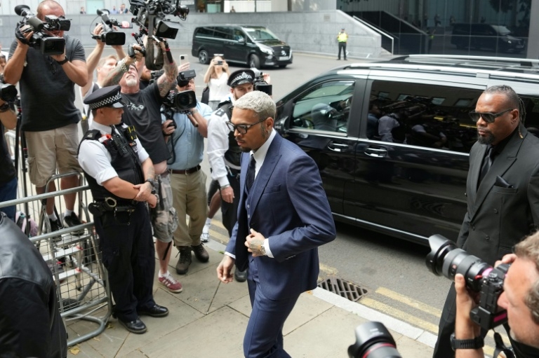 US singer Chris Brown pleads not guilty in UK assault case
