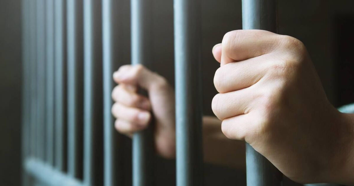 Mick Clifford: At a time of severe prison overcrowding, why is more use not made of community service orders?