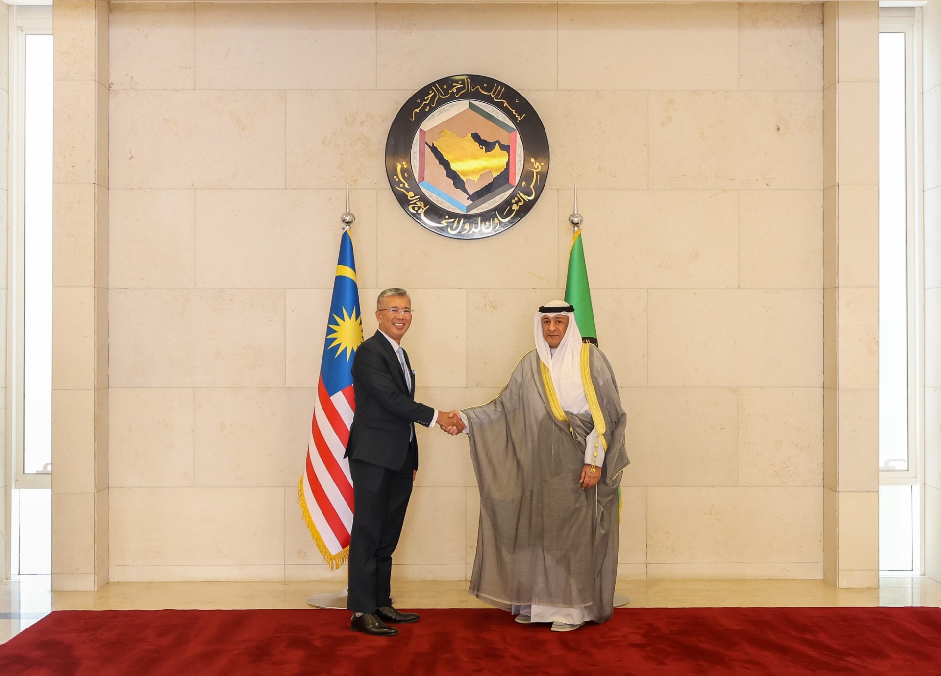 GCC Chief, Malaysian Minister of Investment discuss free trade agreement