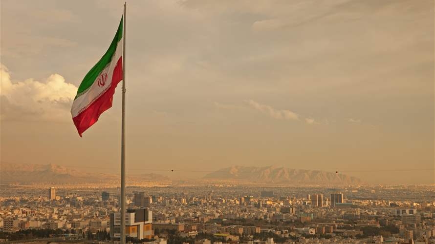 Iran threatens to strike military aid shipments to Israel