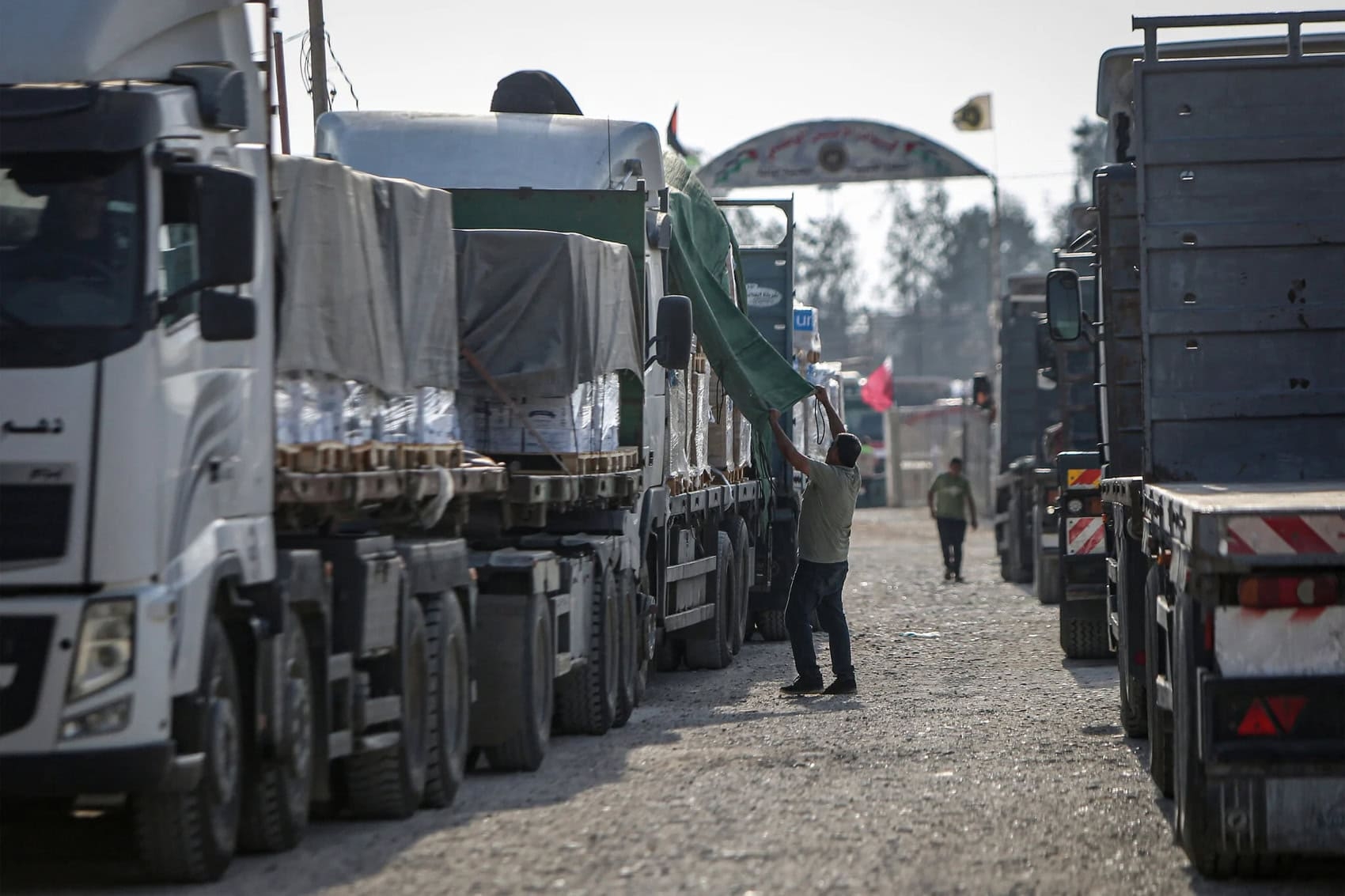 UAE, Israel Reach Agreement to Deliver Urgent Humanitarian Aid to Gaza