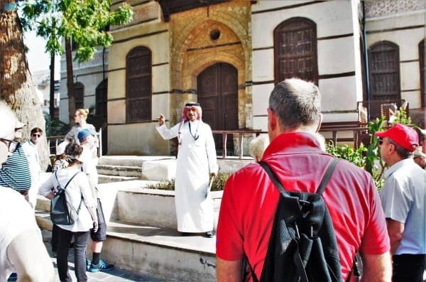 Saudi Arabia Boosts Tourism Wage Support to Empower National Workforce