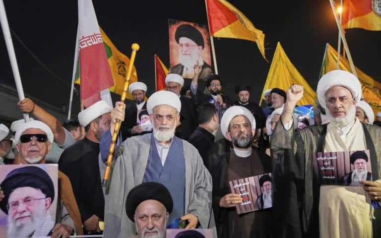 Iraqi Cities Protest against Israel's War on Iran