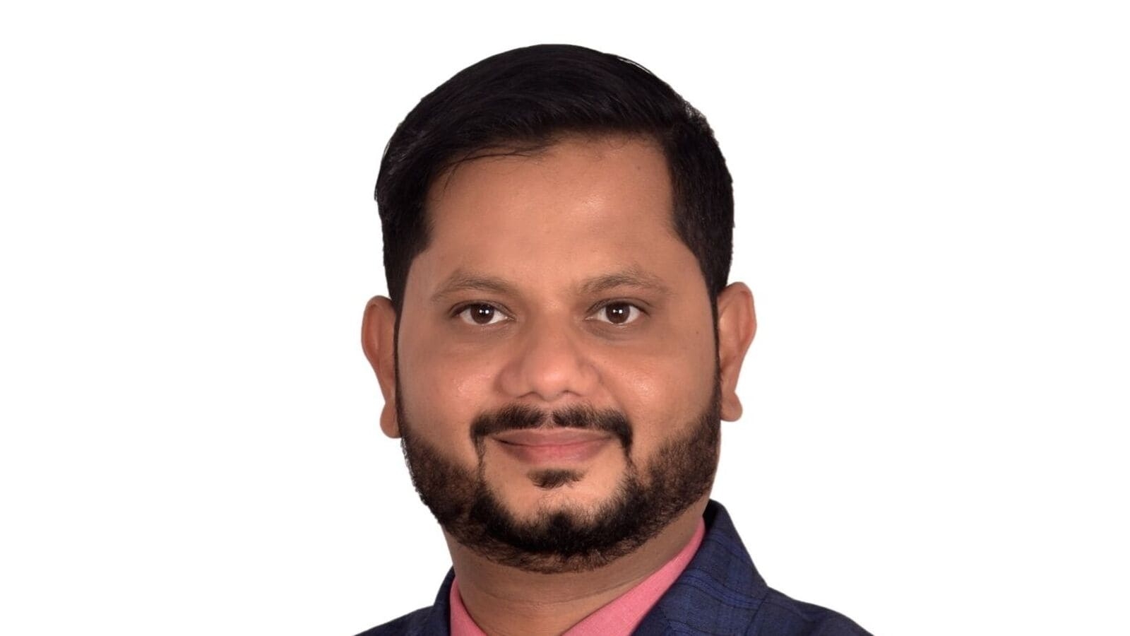 Tata Motors to Titan - Prashanth Tapse suggests stocks to buy in the short term