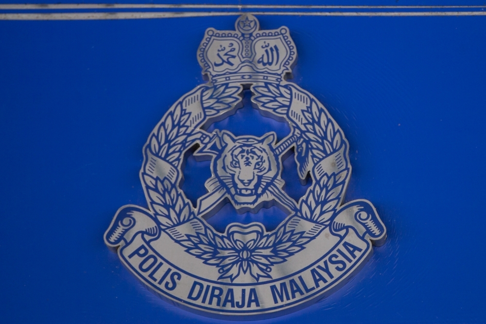 Kelantan police: Man drowns after being swept away by strong currents in Dabong