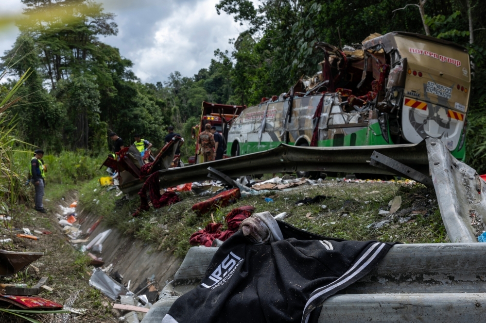 Gerik bus crash: Ipoh cops record statement of teacher over offensive remarks on social media
