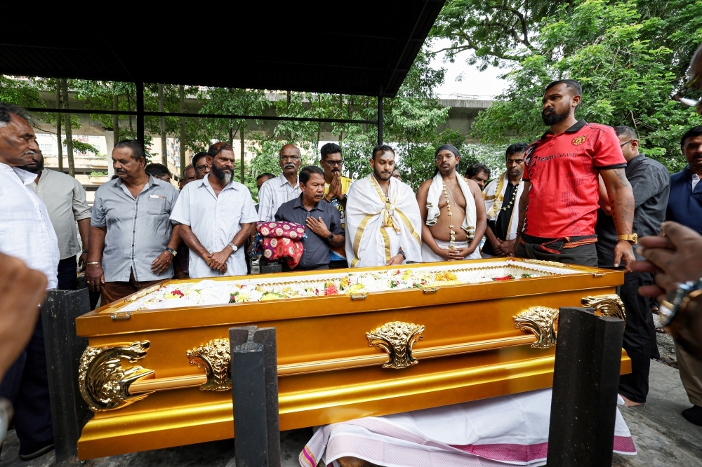Former MIC president Palanivel's remains cremated in Sentul