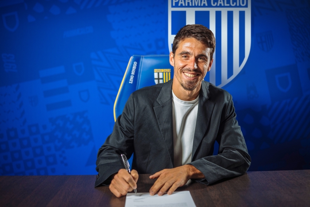 Parma appoint Arsenal's Cuesta as youngest coach in Serie A history