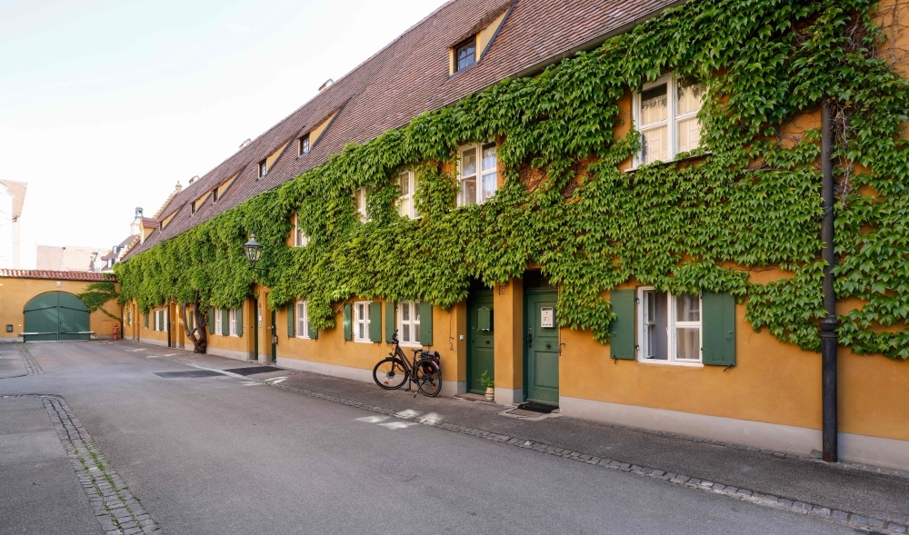 A roof for less than €1: World's oldest social housing in Germany still charges 1521 rent — and a daily prayer