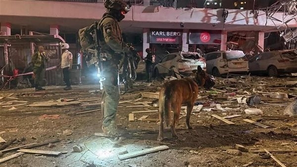 وزير الخارجية الإسباني: سنطلب من الاتحاد الأوروبي حظر تصدير الأسلحة لإسرائيل