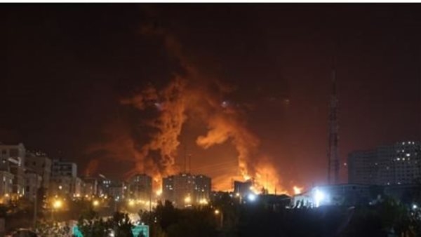 جيش الاحتلال الإسرائيلي يطالب المستوطنين بالبقاء في الملاجئ بعد رصد صواريخ قادمة من إيران