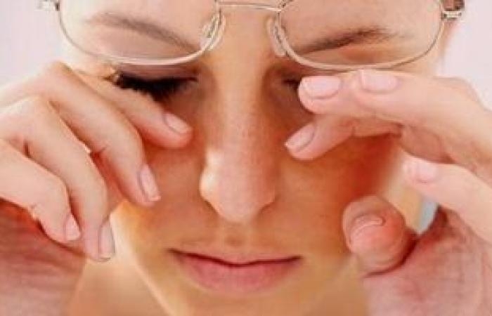 صحة وطب : إجهاد العين الرقمى بسبب الشاشات.. اعرف الأعراض وإزاى تحمى نفسك